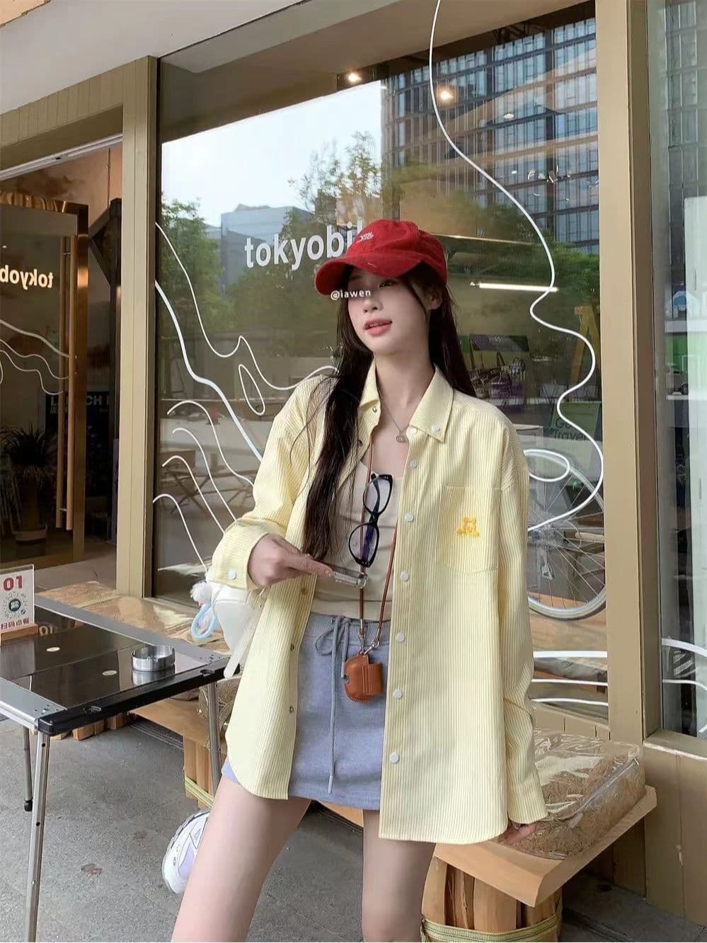 원본 높은 품질 디자인 센스 강아지 자수 루즈핏 슬림해 보이는 황색 여성 셔츠 가을 캐주얼 셔츠 상세 이미지 8