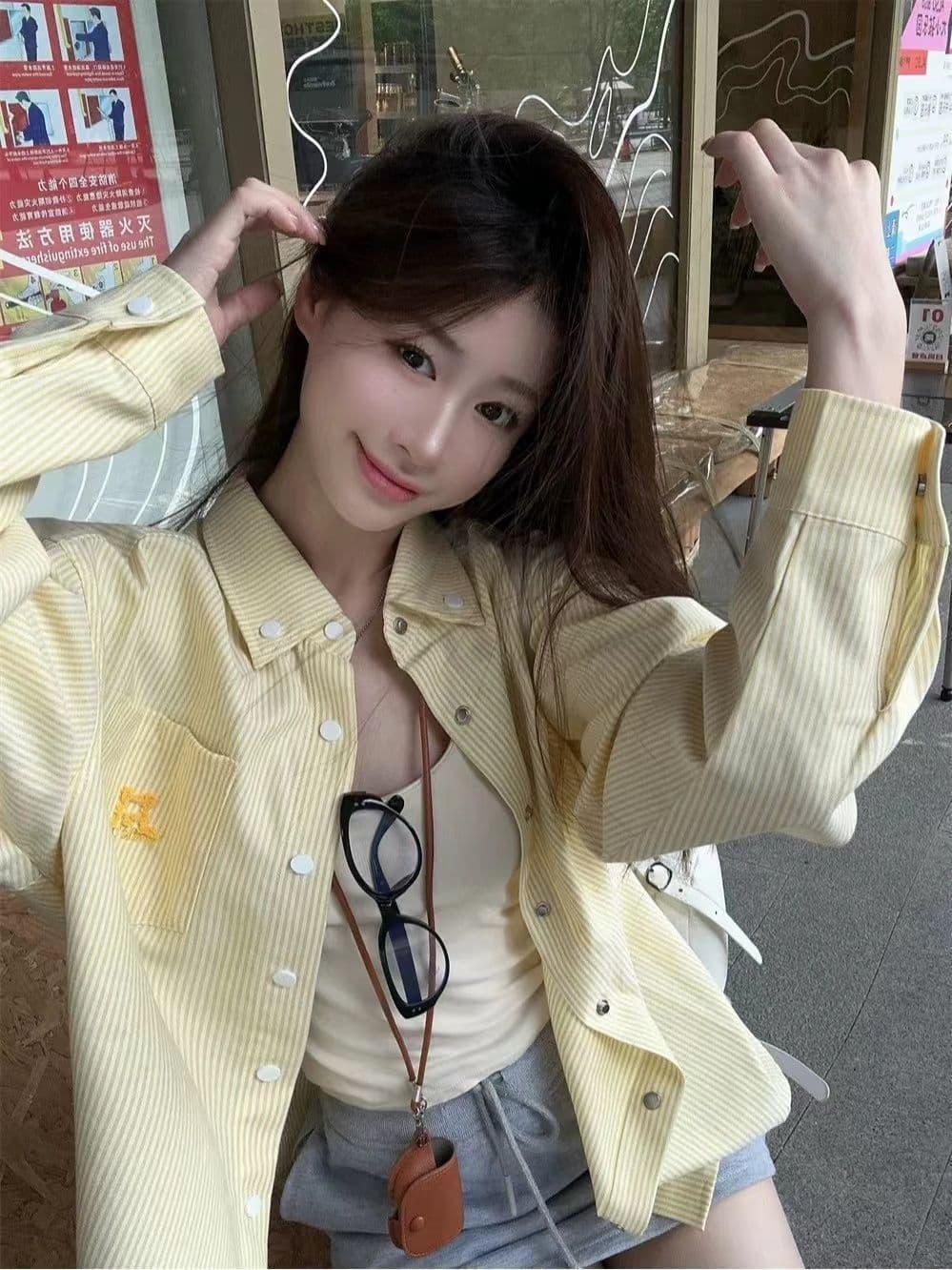 원본 높은 품질 디자인 센스 강아지 자수 루즈핏 슬림해 보이는 황색 여성 셔츠 가을 캐주얼 셔츠 상세 이미지 9