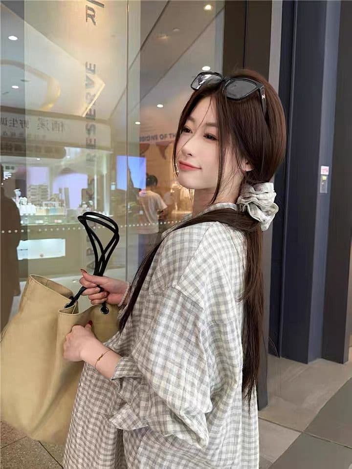 벨트 헤드 플라워 한국 스타일 루즈핏 느긋한 바람 자외선 차단 여성 셔츠 여름 얇은 스타일 레트로 체크무늬 긴팔 셔츠 재킷 맨위 상세 이미지 9