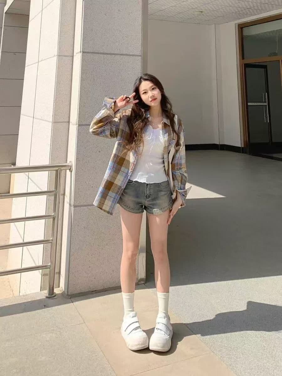 2026 이른 가을 문예 레트로 녹색 격자 무늬 셔츠 외출용 여성 루즈핏 캐주얼 슬림해 보이는 커플 섹션 셔츠 오픈 가디건 상세 이미지 2