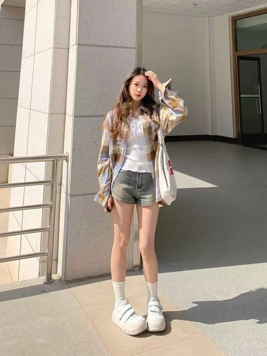 2026 이른 가을 문예 레트로 녹색 격자 무늬 셔츠 외출용 여성 루즈핏 캐주얼 슬림해 보이는 커플 섹션 셔츠 오픈 가디건 상세 이미지 4