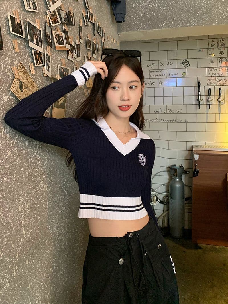 핫걸 배색 긴팔 니트 스웨터 여성 가을 2026 새로운 몸매 가꾸기 슬림해 보이는 POLO 칼라 쇼트 스타일 기본 셔츠 상세 이미지 9