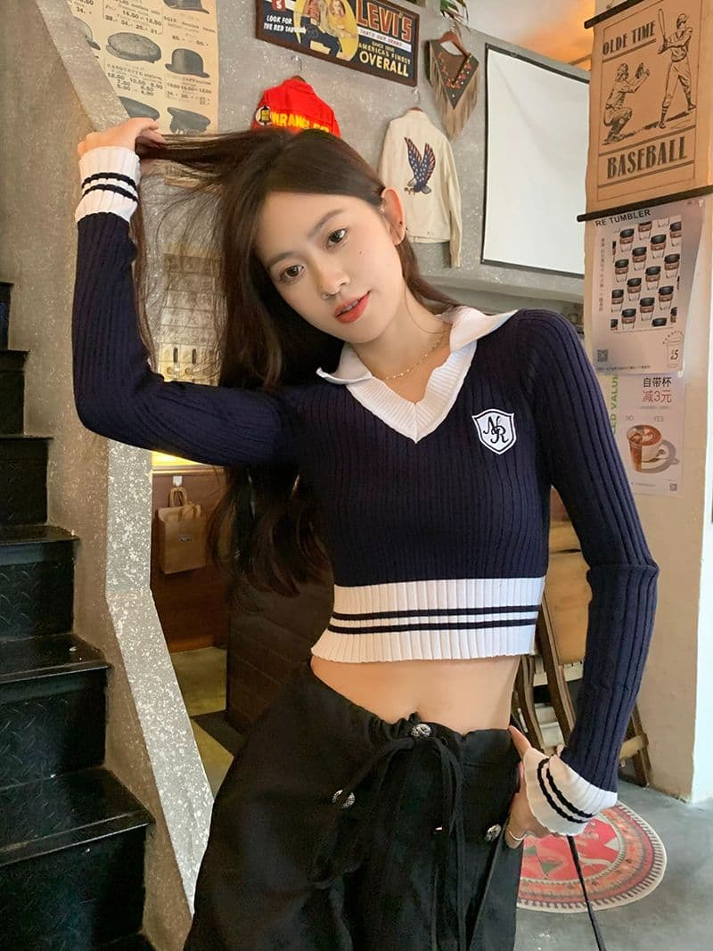 핫걸 배색 긴팔 니트 스웨터 여성 가을 2026 새로운 몸매 가꾸기 슬림해 보이는 POLO 칼라 쇼트 스타일 기본 셔츠 상세 이미지 11