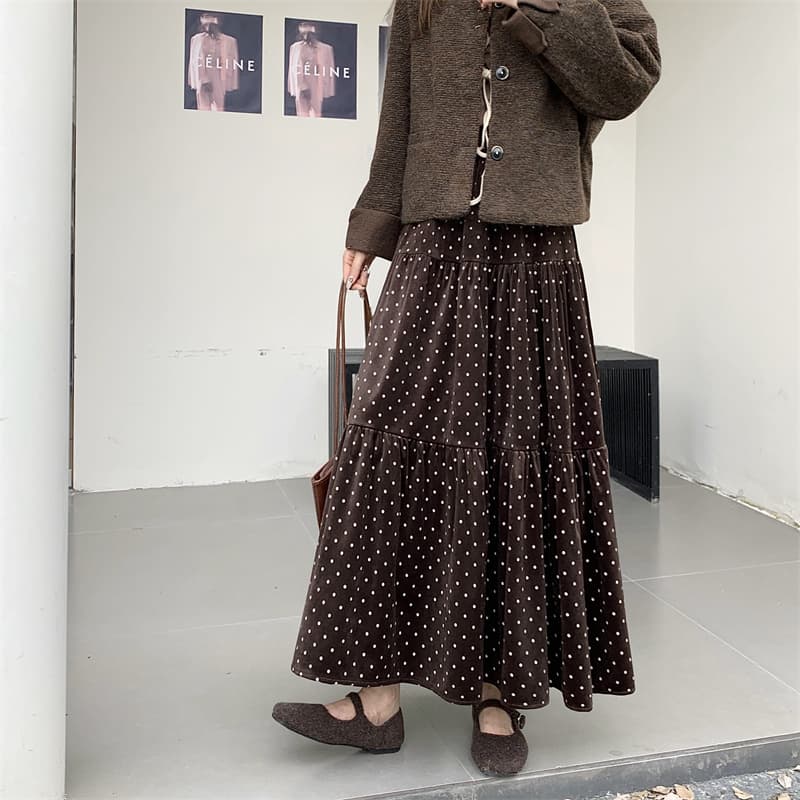 실사 2026 가을 겨울 프랑스식 커피 색상 벨벳 도트 프린트 반신 스커트 허리밴드 한 마디 패치워크 케이크 롱 스커트 상세 이미지 15