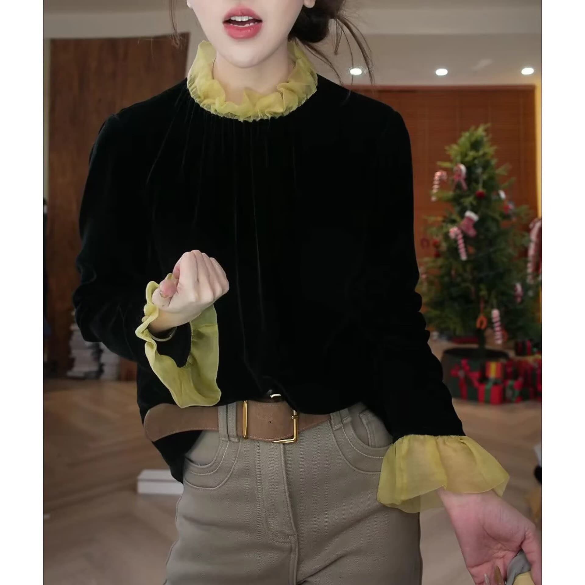 프랑스식 우아함 숙녀 벨벳 티셔츠 여성 2026 년 봄 새로운 디자인 센스 레이스 칼라 연령 감소 슬림해 보이는 맨위 상세 이미지 10