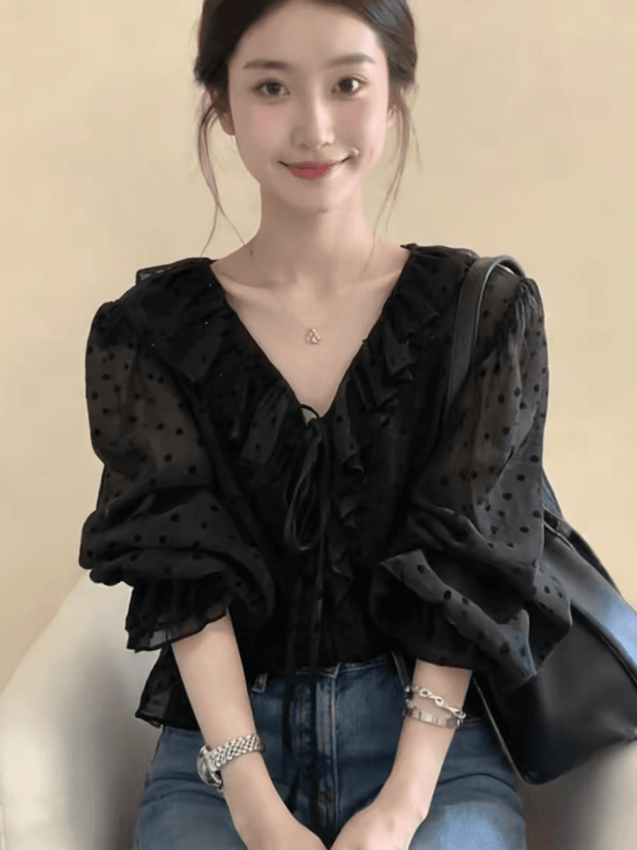 프랑스식 검정색 프릴 도트 무늬 V넥 여성 셔츠 2026 봄 새로운 작은 대중 디자인 센스 벌룬 소매 맨위 이미지 3