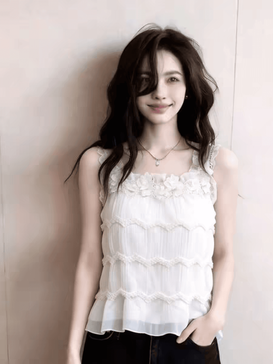 프랑스식 레이스 캐미솔 화이트 디자인 센스 슬림해 보이는 품격 맨위 편안함 패션 2026 봄 새로운