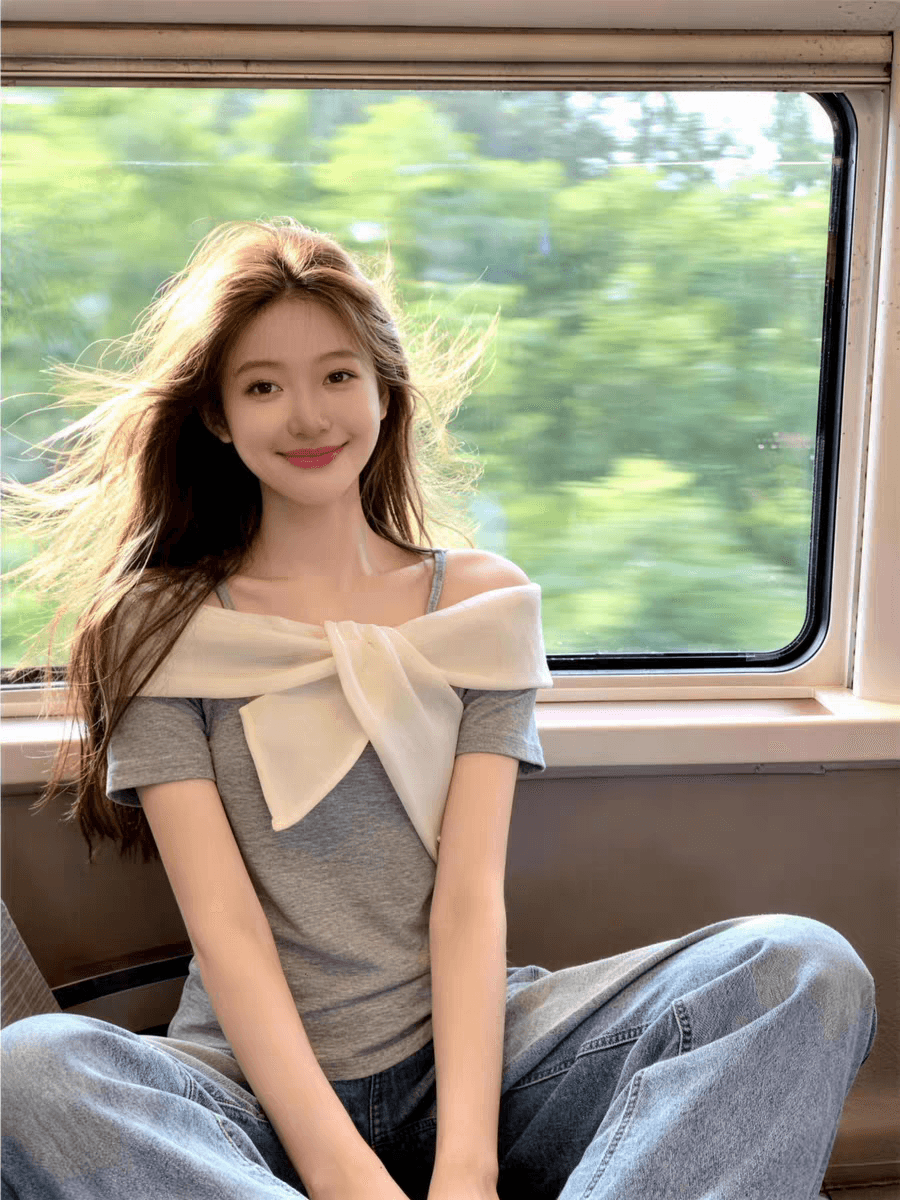 여름 달콤한 핫걸 디자인 센스 흑인과 백인 배색 오프숄더 티셔츠 여성 다용도 Chic 품격 패치워크 맨위 이미지 2