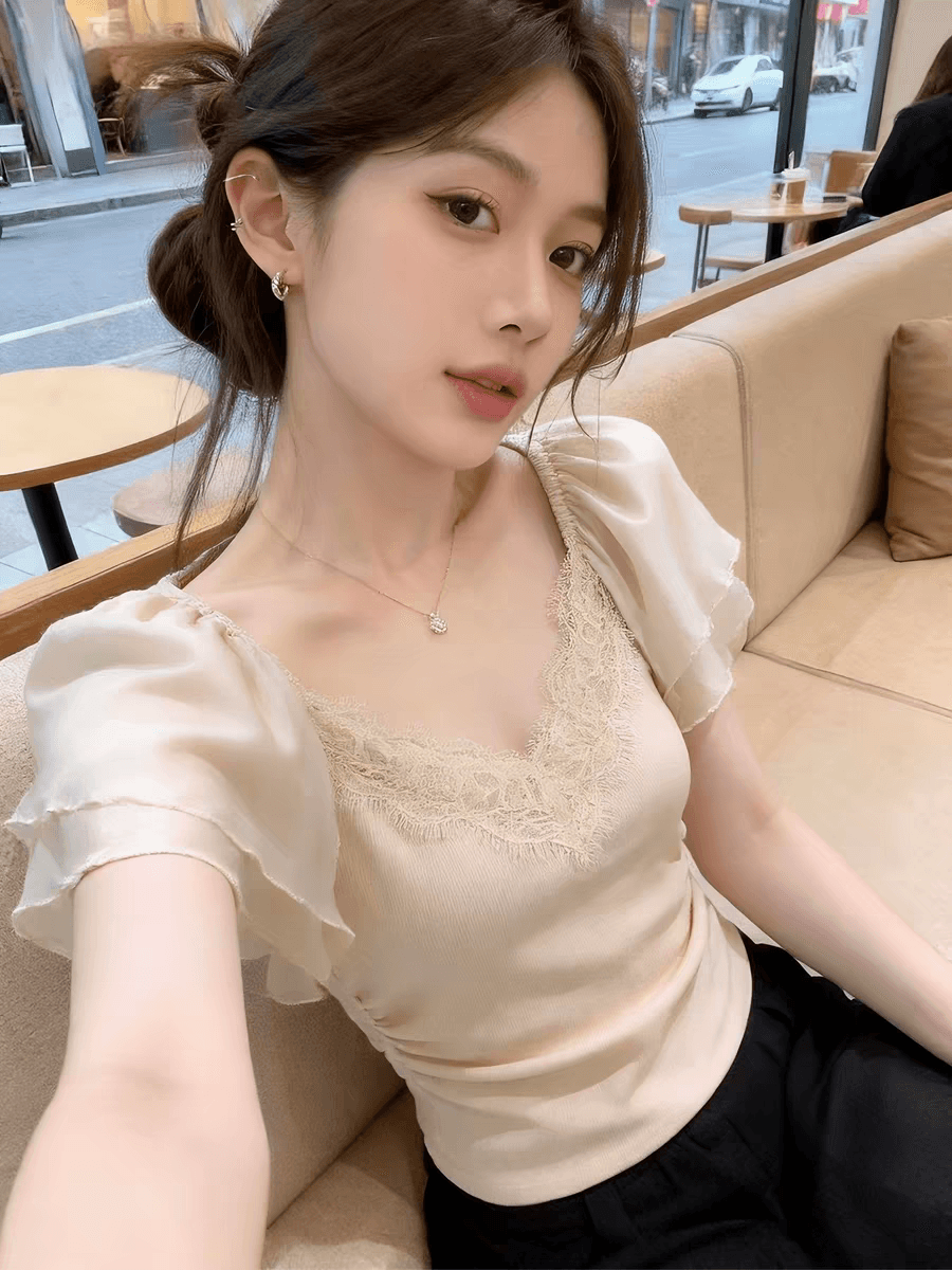 여름 프랑스식 레트로 품격 거품 소매 V넥 고유 한 아름다운 디자인 센스 작은 대중 반팔 티셔츠 여성 셔츠 핫걸
