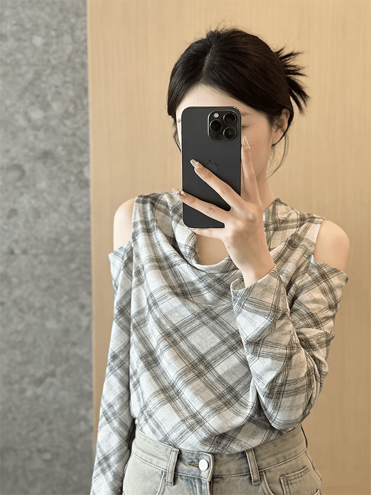 디자인 센스 오프숄더 체크무늬 셔츠 여성 긴 소매 루즈핏 슬림해 보이는 다용도 출퇴근 바람 맨위 다용도 맨위 캐주얼