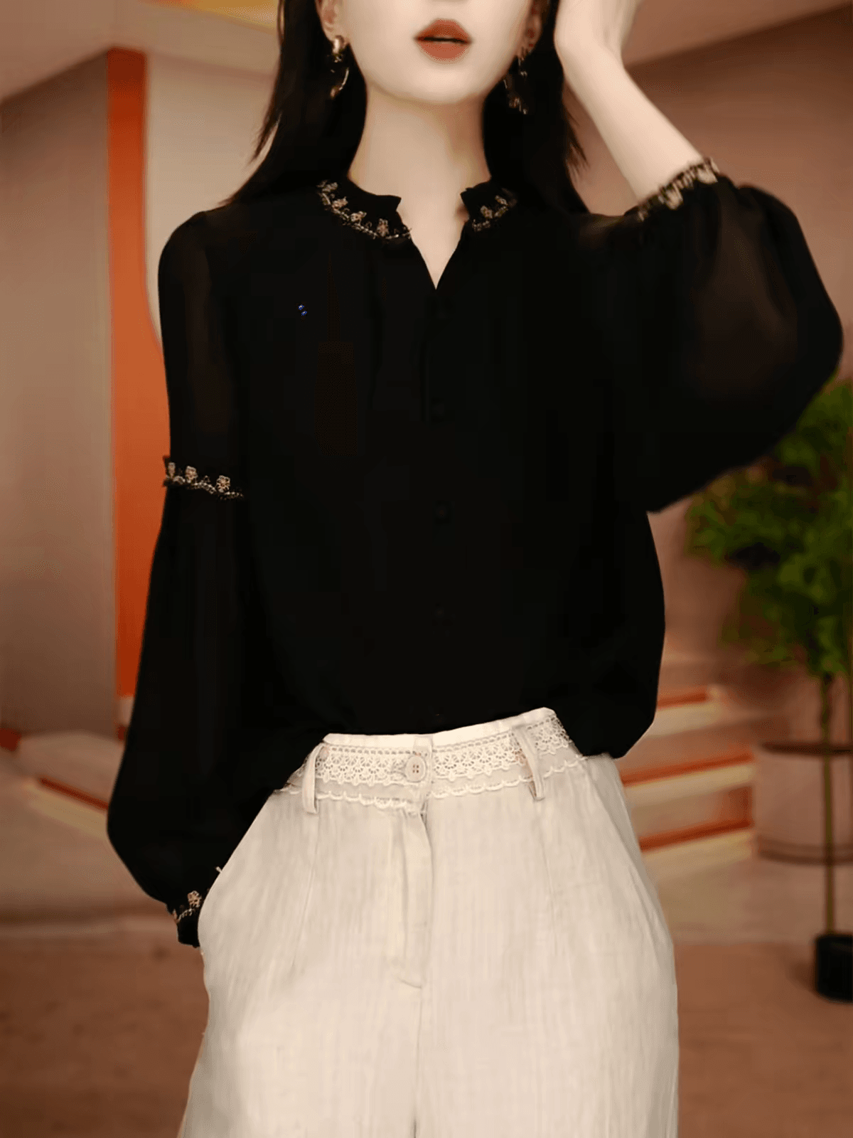 검정색 품격 디자인 센스 레이스 레이스 패치워크 셔츠 2026 가을 새로운 Chic 우아함 맨위 여성 작은 셔츠 이미지 4