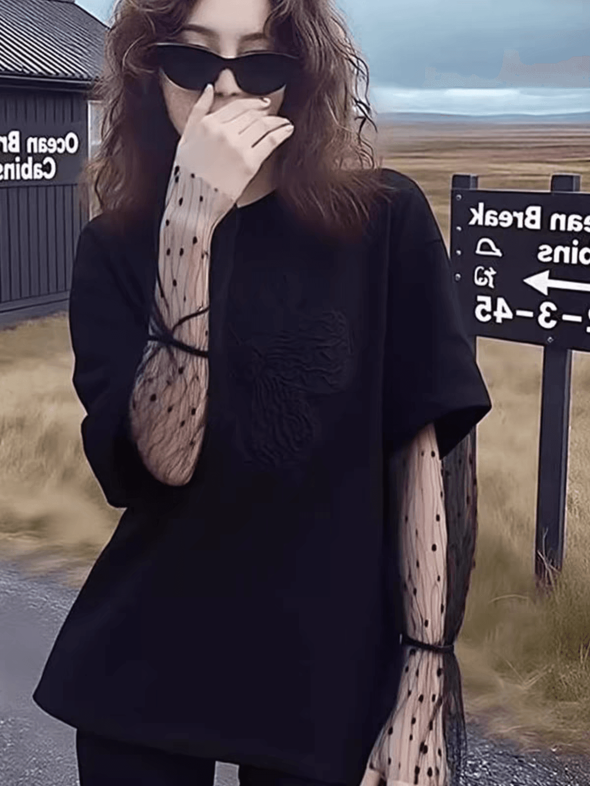 디자인 센스 레이스 조각 긴팔 티셔츠 가을 루즈핏 슬림해 보이는 느긋한 바람 작은 셔츠 Chic 세련된 외국 가스 맨위 상세 이미지 2