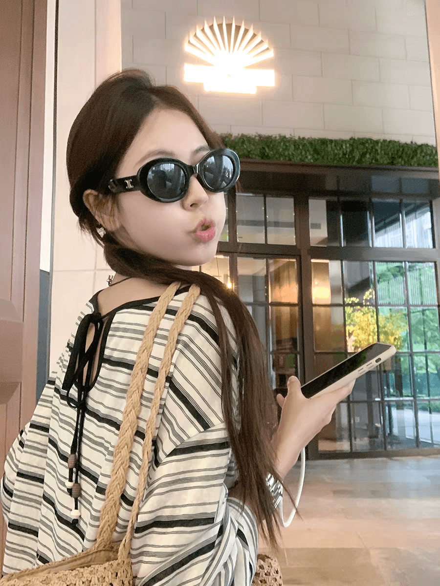 한 번 작은 짭짤한 한 부서 검정색 스트라이프 긴팔 티셔츠 여성 여름 새로운 루즈핏 느긋한 자외선 차단 블라우스 얇은 스타일 맨위 상세 이미지 3