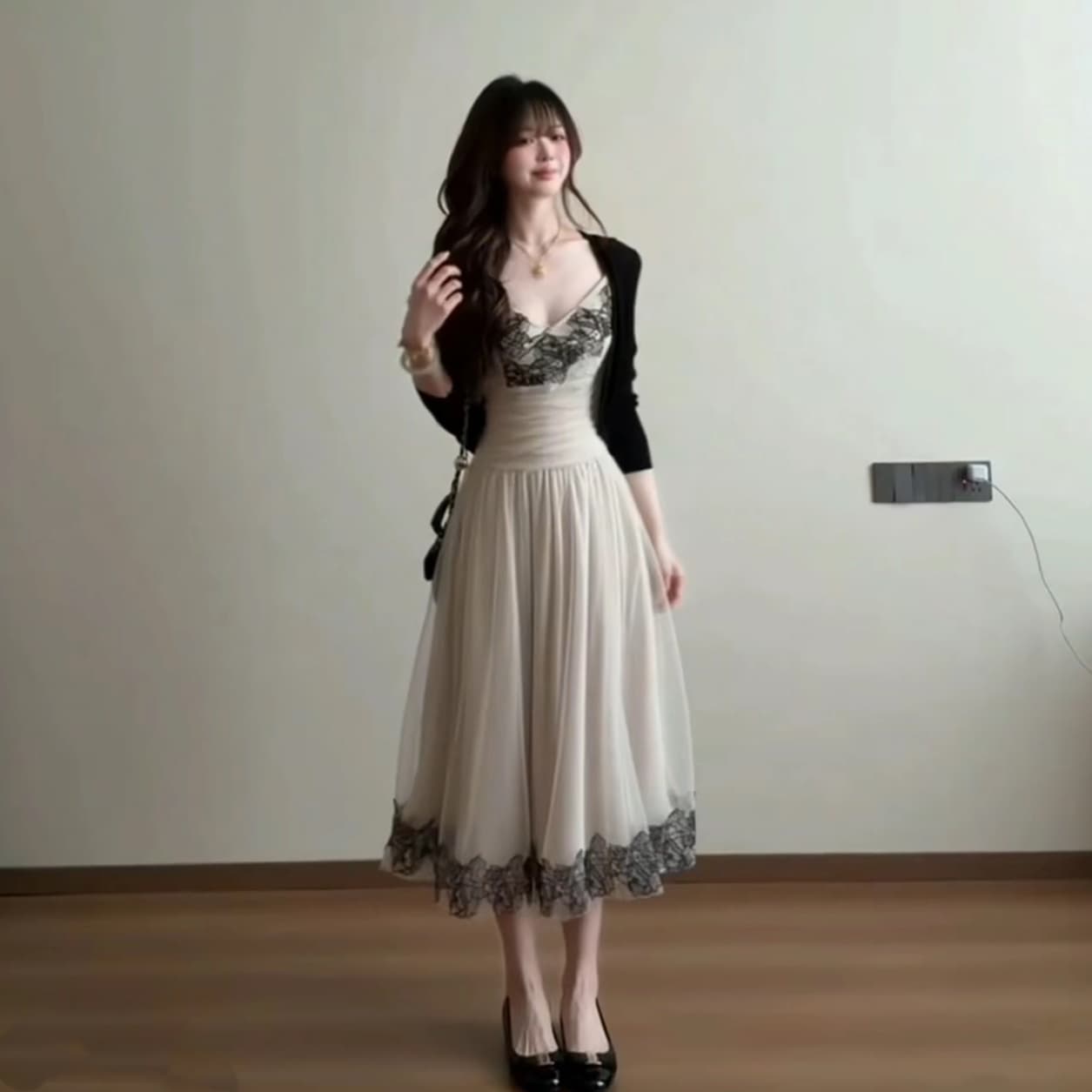 여름 새로운 프랑스식 레이스 레이스 허리 수축 슬림해 보이는 슬립 드레스 자외선 차단 오픈 가디건 세트 여성 상세 이미지 1