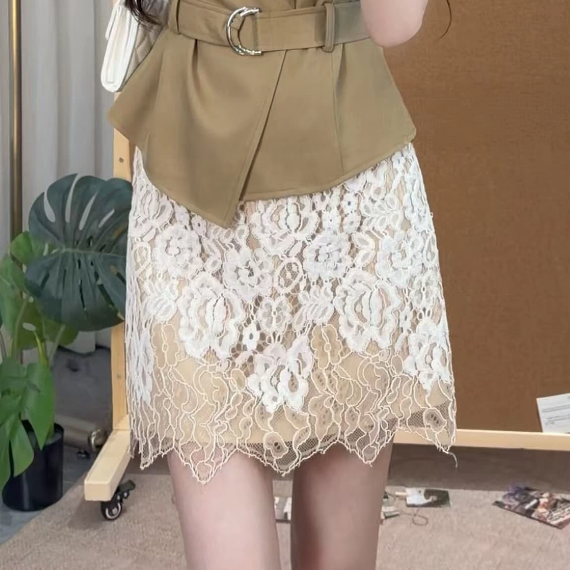 요금 보트 사진 입력하기 빛 럭셔리 프랑스식 민소매 허리 수축 베스트 레이스 반신 치마 세트 여성 고급 센스 착용 가져 가라. 상세 이미지 2