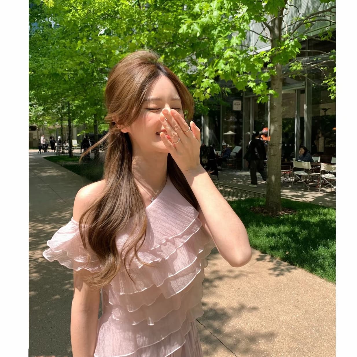 꽃 복숭아 소다 한 부서 층 스택 비대칭 오프숄더 3 차원 프릴 분위기 센스 작은 셔츠 이미지 4
