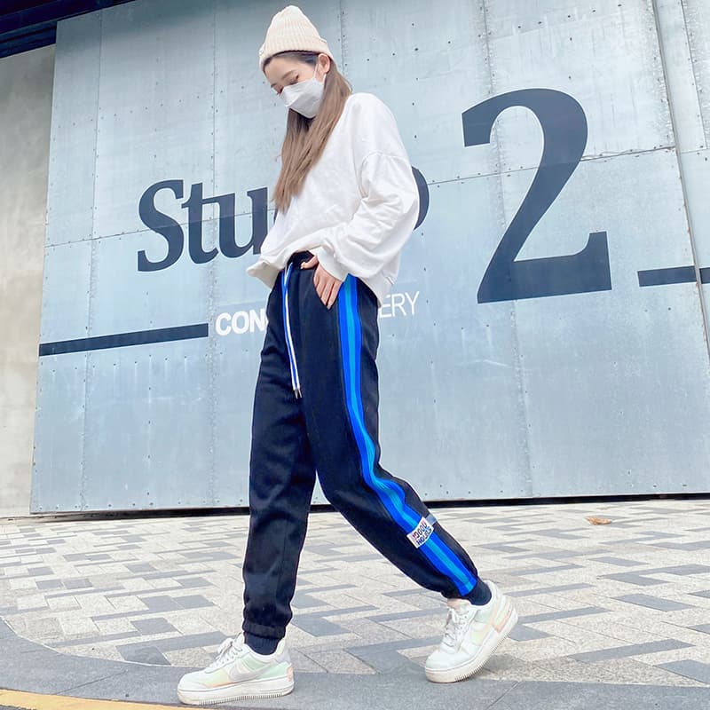 실사 캐주얼 할란 웨이 바지 여성 2026 가을 한국 스타일 패치워크 색상 리본 하이웨이스트 루즈핏 조거 운동 바지 이미지 3