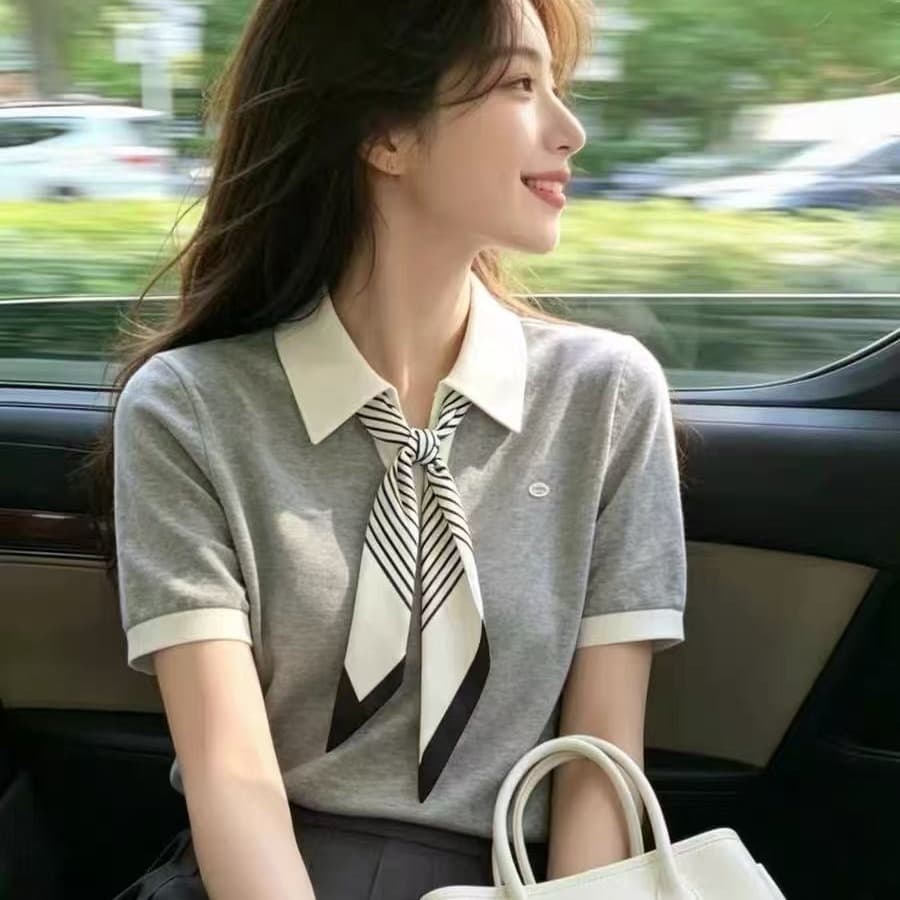 배색 POLO 칼라 레이스업 디자인 센스 반팔 니트 스웨터 2026 여름 출퇴근 아름다운 슬림해 보이는 다용도 작은 셔츠 여성 이미지 4