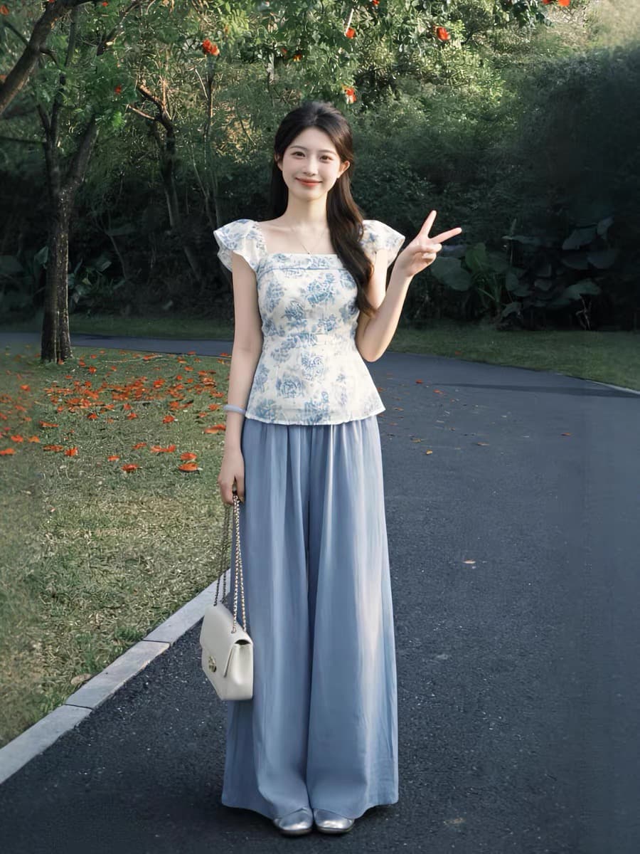 2026 슈퍼 화재 착용 가져 가라. 전체 집합 새로운 중식 국풍 파란색 꽃무늬 맨위 여성 여름 와이드 레그 팬츠 투피스 슈트 이미지 2