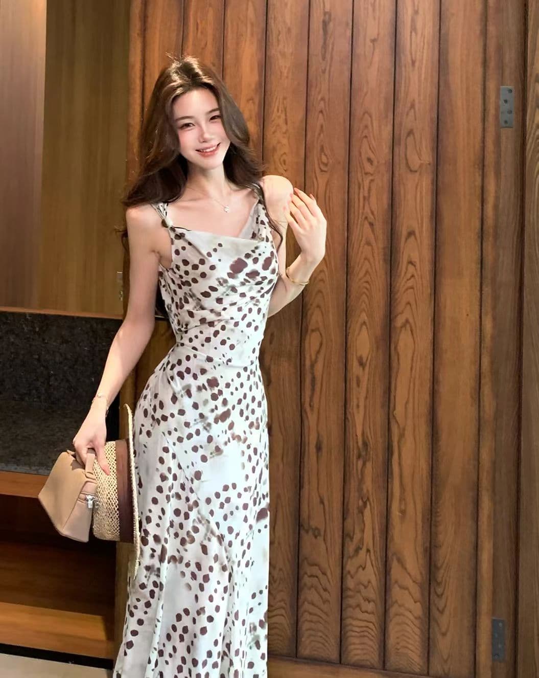 맑은 창 와일드 그림자 디자인 센스 품격 슬립 흔들다 칼라 드레스 하이웨이스트 타이트 스커트 인어 꼬리 스커트 여성 상세 이미지 4