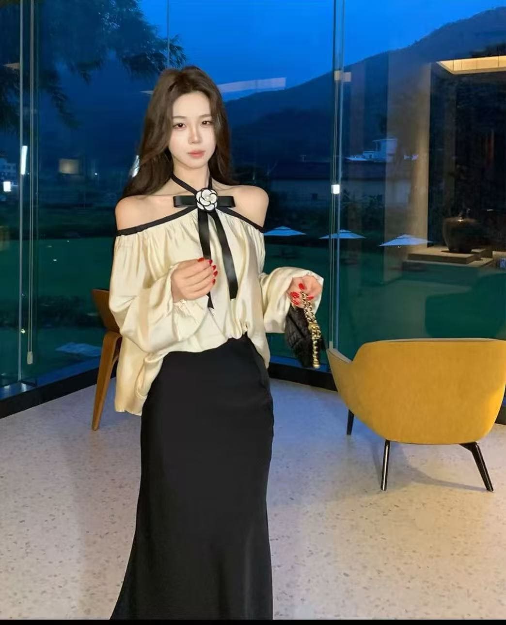 무쯔리 목자이 밤 머리말 송곳니 부드러운 빛 럭셔리 바람 오프숄더 행침 목 나비 매듭 긴팔 맨위 새틴 반 스커트 세트 상세 이미지 1