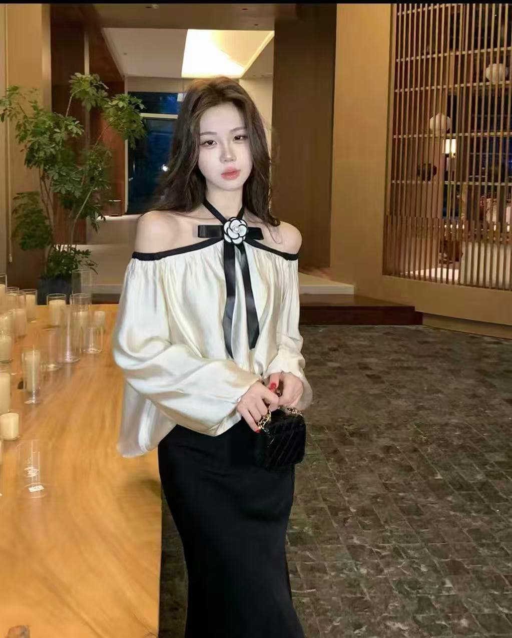 무쯔리 목자이 밤 머리말 송곳니 부드러운 빛 럭셔리 바람 오프숄더 행침 목 나비 매듭 긴팔 맨위 새틴 반 스커트 세트 상세 이미지 2