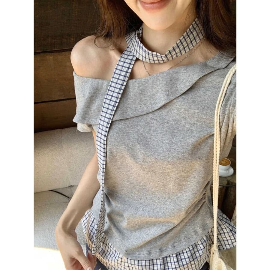 있음 선적 40 사람들 면 불규칙 오프숄더 반팔 티셔츠 여성 여름 체크무늬 패치워크 슬림해 보이는 비스듬한 어깨 의류 상세 이미지 6