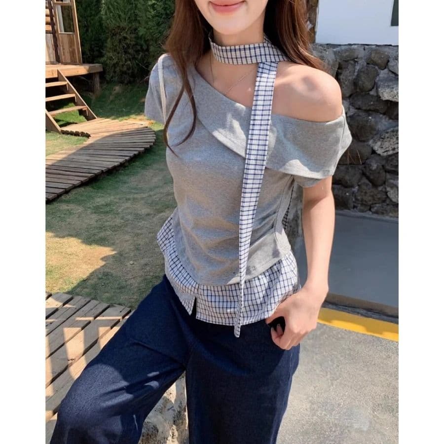있음 선적 40 사람들 면 불규칙 오프숄더 반팔 티셔츠 여성 여름 체크무늬 패치워크 슬림해 보이는 비스듬한 어깨 의류 상세 이미지 12