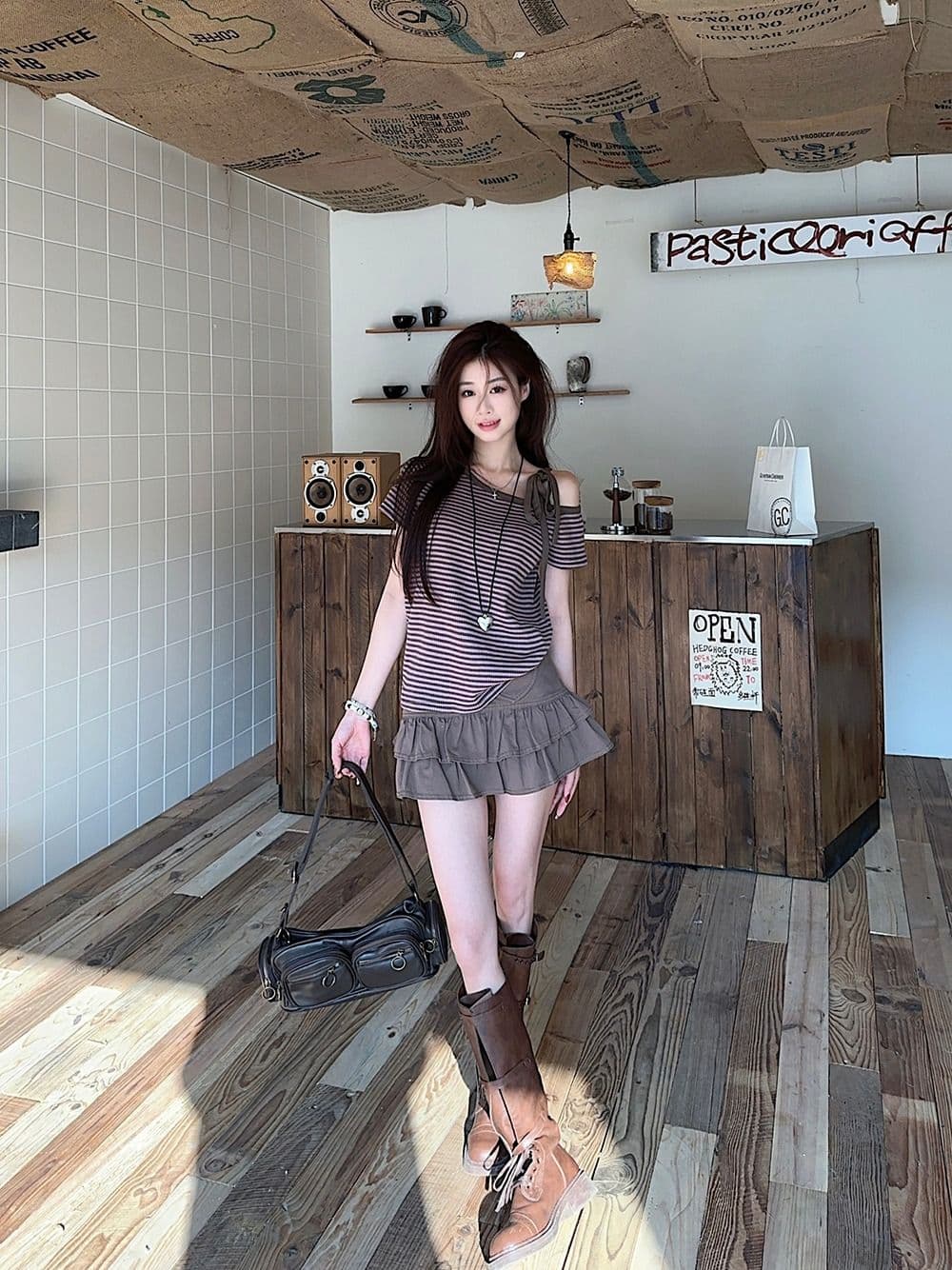 있음 선적 대나무 마디 스트라이프 비스듬한 어깨 반팔 티셔츠 여성 여름 몸매 가꾸기 슬림해 보이는 스트랩 오프숄더 배색 핫걸 맨위 상세 이미지 13