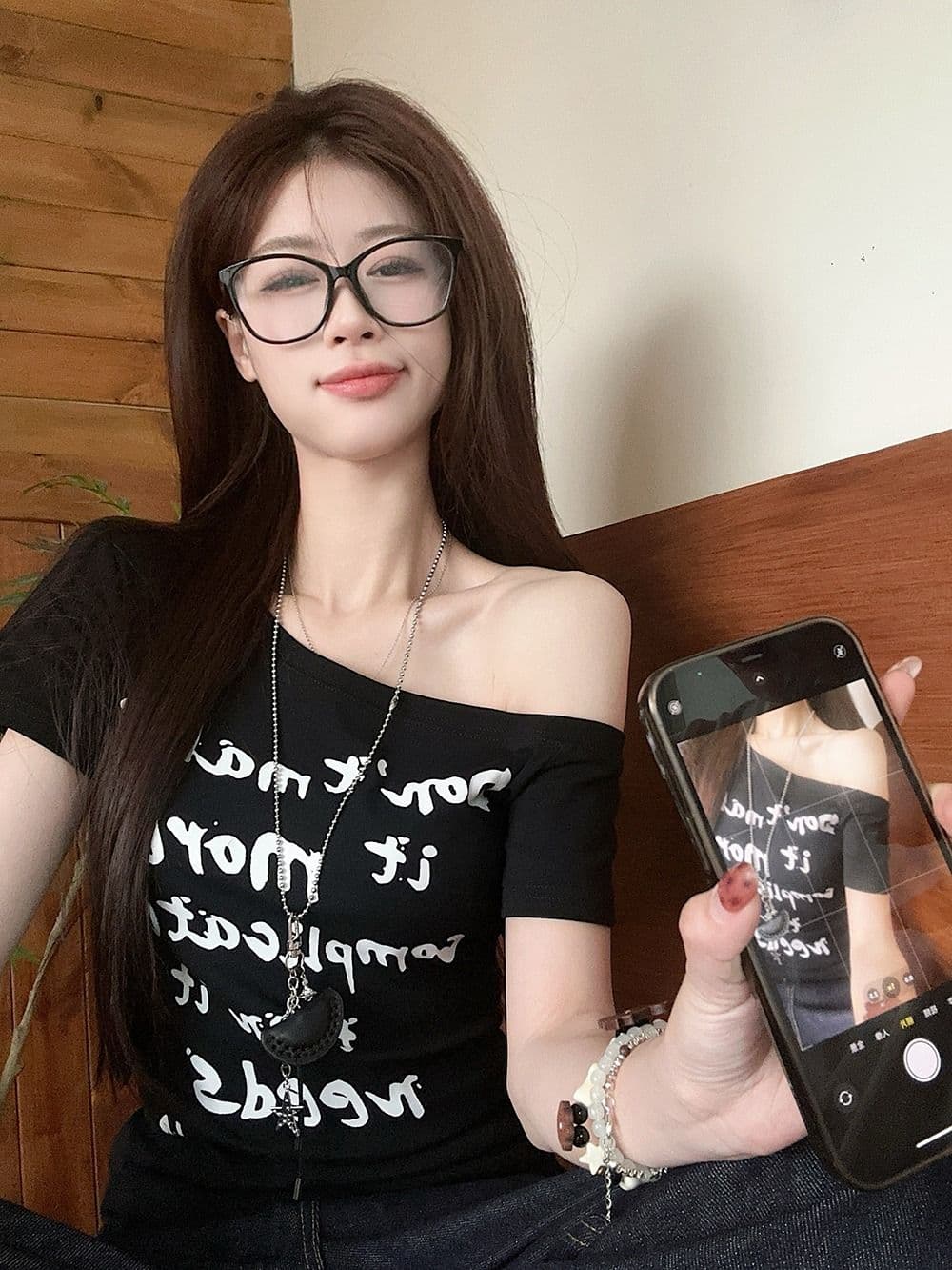 있음 선적 원본 와 사고 방식 알파벳 프린트 비스듬한 어깨 반팔 티셔츠 여성 여름 디자인 센스 허리 수축 오프숄더 맨위 상세 이미지 18