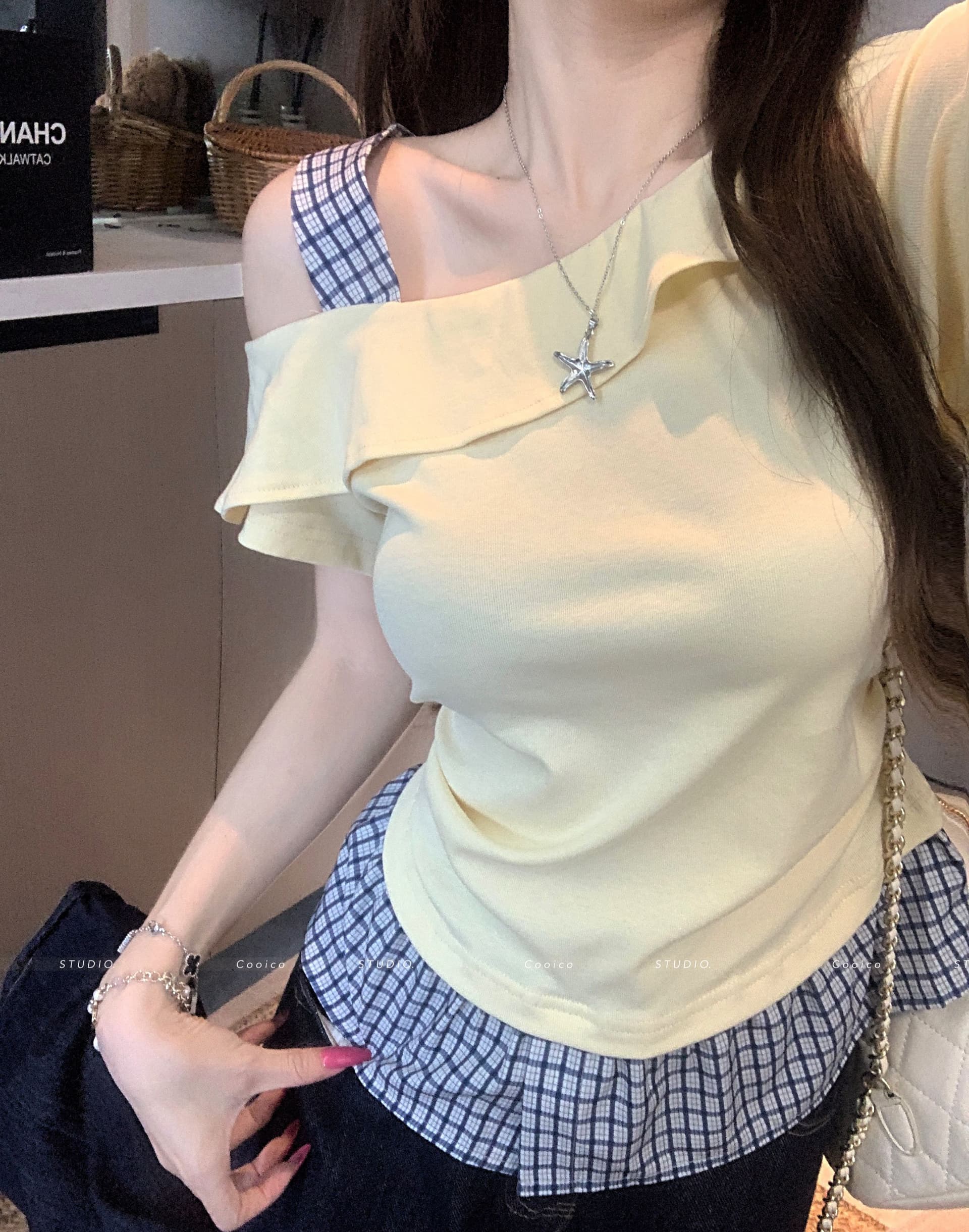 5 색상 40 사람들 면 한 부서 착용 가져 가라. 패치워크 체크무늬 오프숄더 맨위 여성 여름 페이크 레이어드 반팔 티셔츠 상세 이미지 6