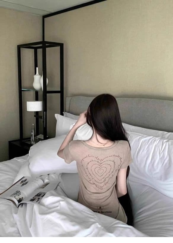 있음 선적 경관 그림 원본 원단 여름 허리 수축 하트 비트 루프 프린트 순수한 욕망 바람 반팔 티셔츠 여성 상세 이미지 10