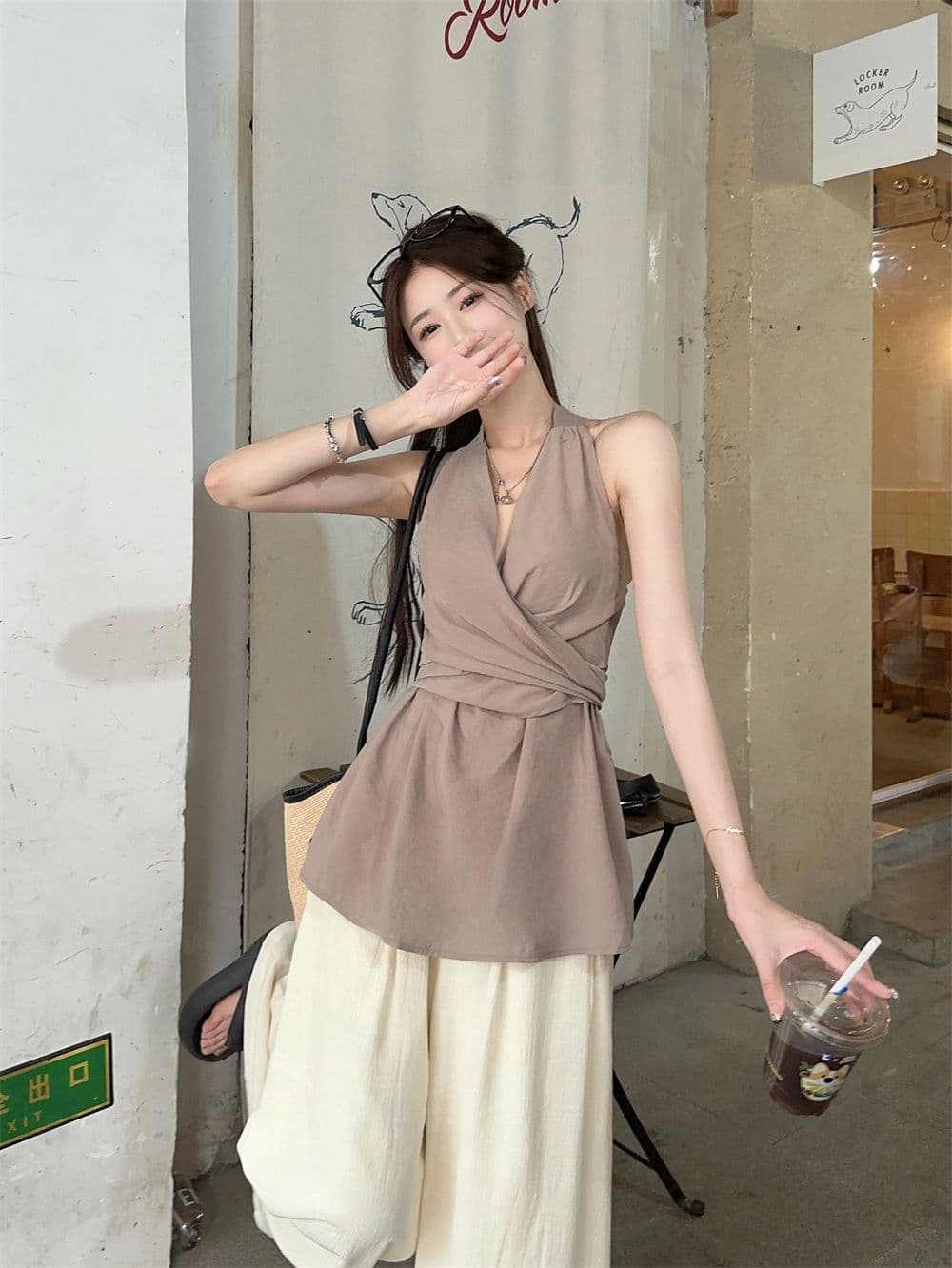 있음 선적 원본 한국 스타일 비틀림 행침 목 오프숄더 쉬폰 여성 셔츠 여름 허리 수축 민소매 조끼 맨위 외출용 상세 이미지 7
