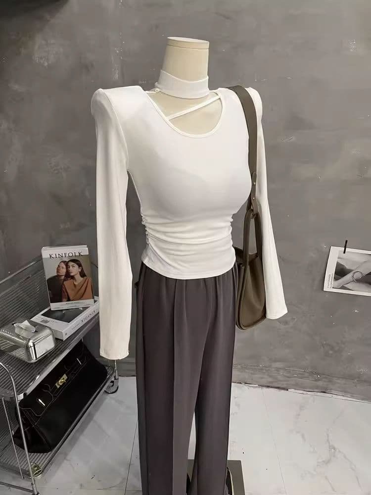 한국 스타일 가을 새로운 섹시함 단색 행침 목 홀로우 아웃 맨위 몸매 가꾸기 슬림해 보이는 티셔츠 디자인 센스 긴팔 기본 셔츠 상세 이미지 22