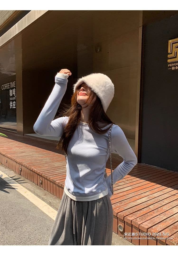 디자인 센스 페이크 레이어드 기본 셔츠 여성 패치워크 주름 티셔츠 이른 가을 작은 대중 긍정적 인 어깨 아메리칸 레트로 긴팔 맨위 상세 이미지 24