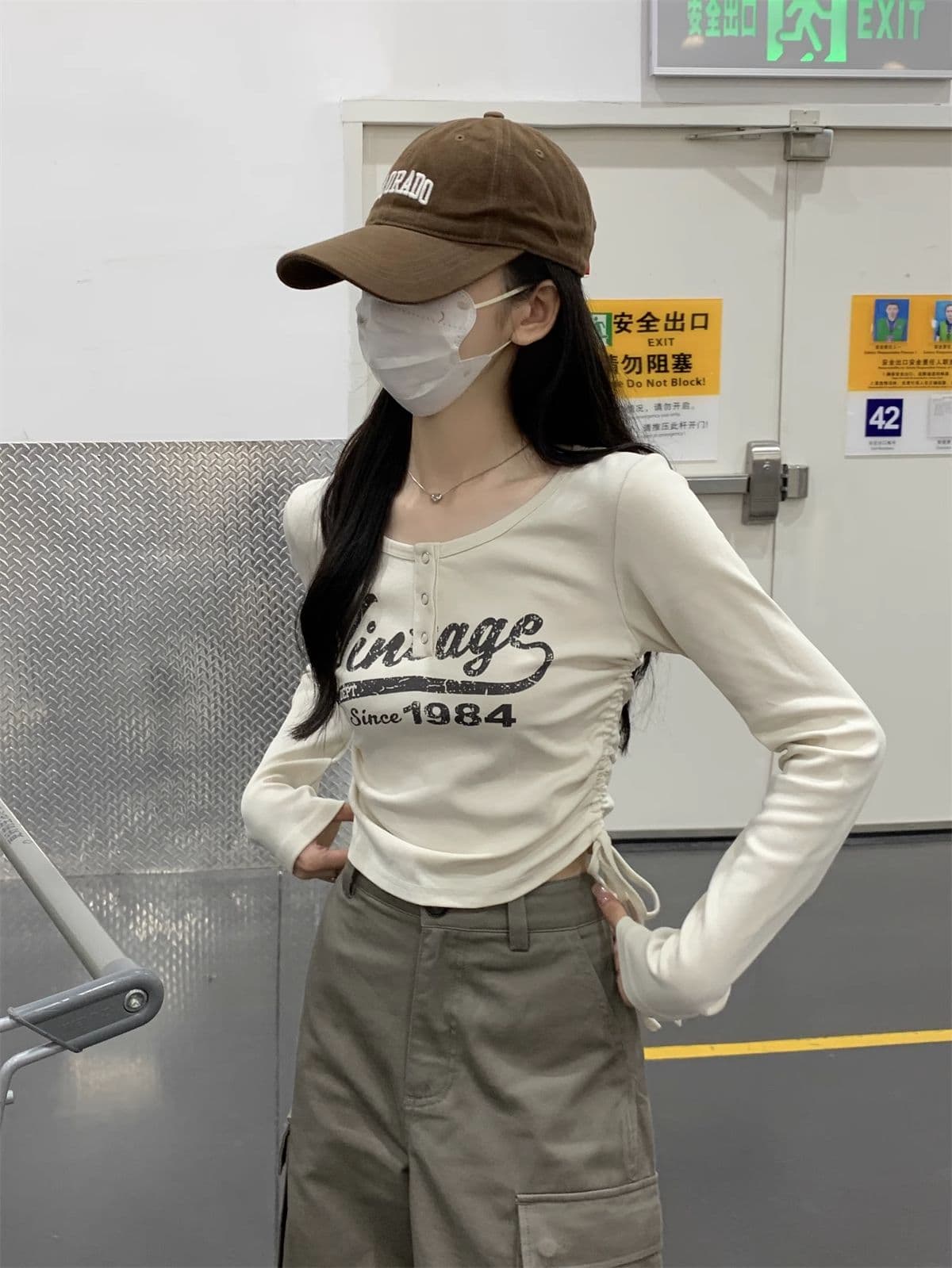 40 1 1 리브 면 아메리칸 달콤한 매운맛 펌프 로프 여성 반 개방 칼라 긴팔 가을 긍정적 인 어깨 허리 수축 만나는 맨위 상세 이미지 17