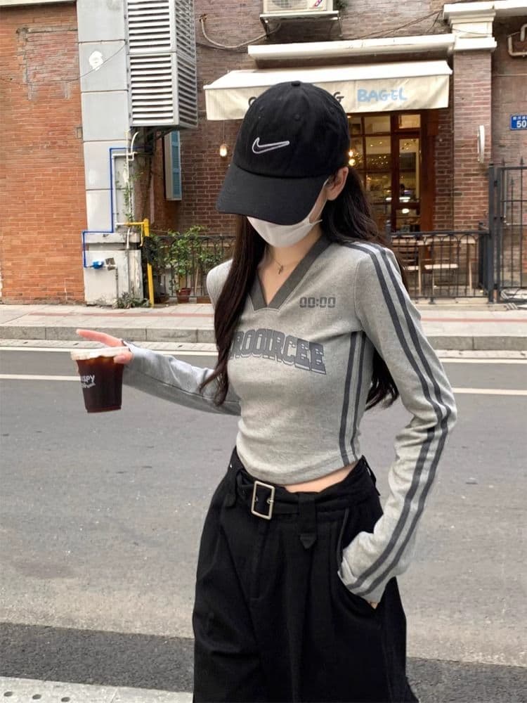 40 1 1 리브 면 가을 여성 의류 새로운 몸매 가꾸기 V넥 알파벳 프린트 기본 셔츠 핫걸 긴팔 티셔츠 이미지 4