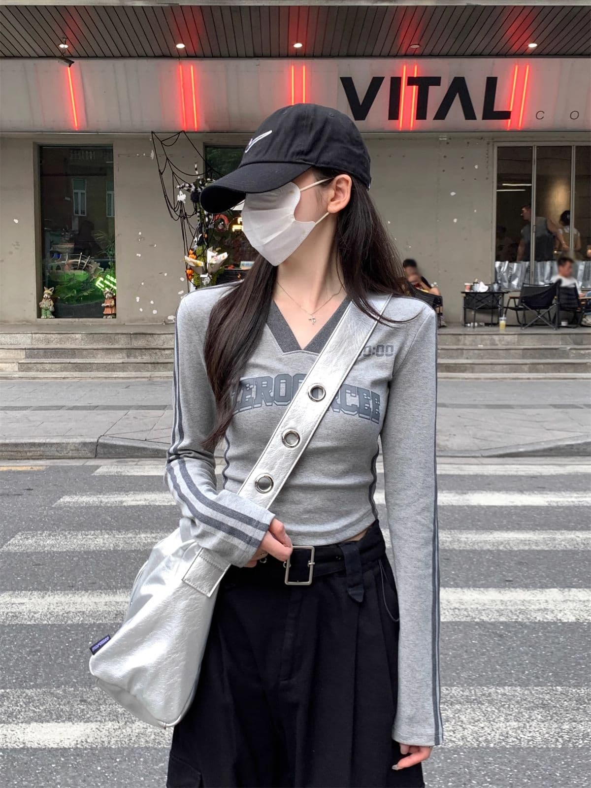40 1 1 리브 면 가을 여성 의류 새로운 몸매 가꾸기 V넥 알파벳 프린트 기본 셔츠 핫걸 긴팔 티셔츠 상세 이미지 7