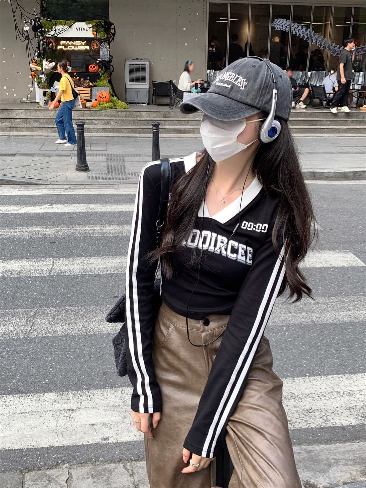 40 1 1 리브 면 가을 여성 의류 새로운 몸매 가꾸기 V넥 알파벳 프린트 기본 셔츠 핫걸 긴팔 티셔츠 상세 이미지 16