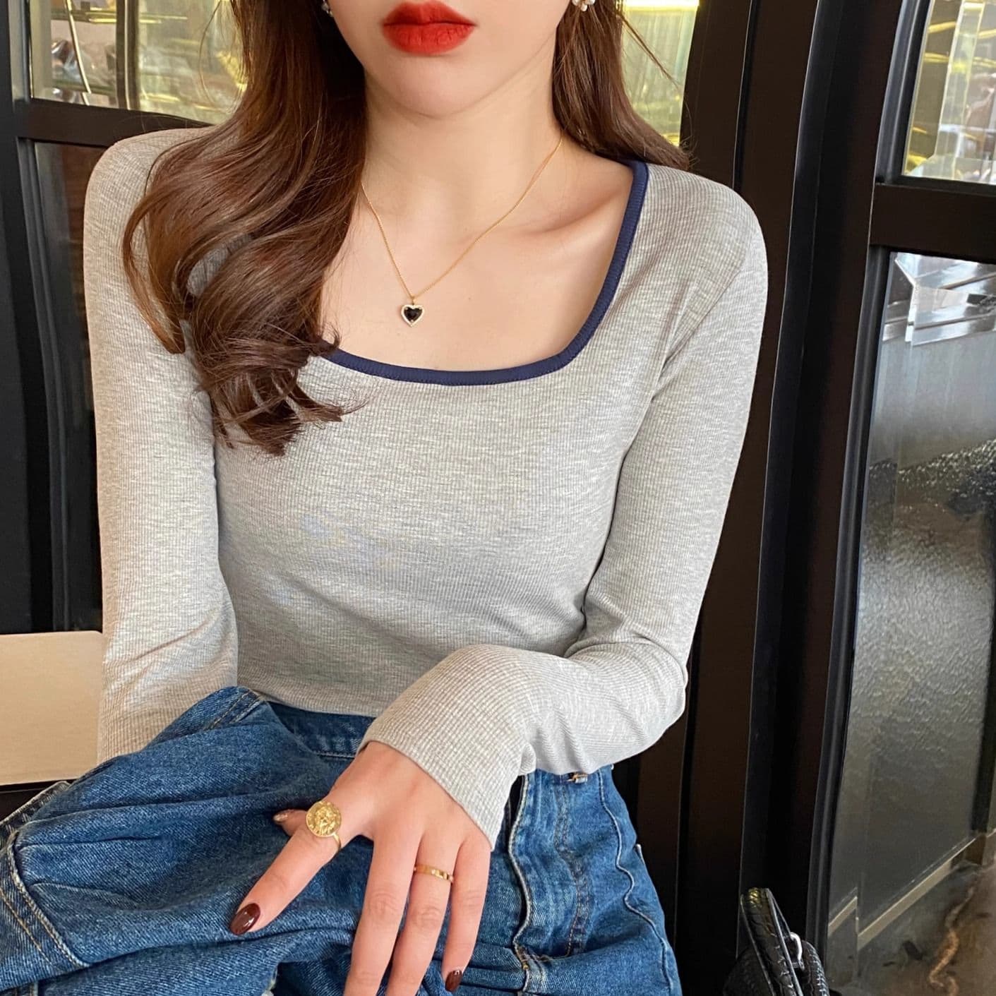 40 1 1 리브 면 긴팔 티셔츠 여성 의류 2026 가을 새로운 인사이드 가져 가라. 만나는 몸매 가꾸기 광장 칼라 맨위