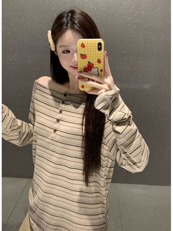 있음 선적 컬러 짜임 기사 배색 스트라이프 오프숄더 긴팔 티셔츠 여성 가을 디자인 센스 핫걸 오프숄더 맨위 상세 이미지 8