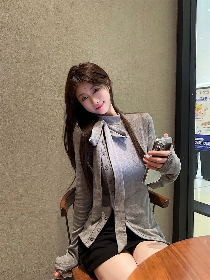 원본 것 반하이넥 스트랩 긴팔 티셔츠 몸매 가꾸기 슬림해 보이는 두꺼운 보온 트임 기본 셔츠 여성 의류 상세 이미지 2