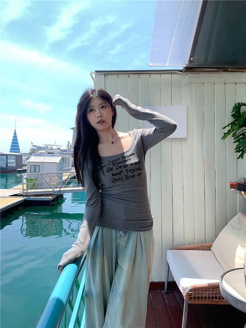 있음 선적 모달 사람들 면 아메리칸 핫걸 라운드 넥 긴팔 티셔츠 여성 가을 회색 기본 셔츠 몸매 가꾸기 인사이드 가져 가라. 상세 이미지 8