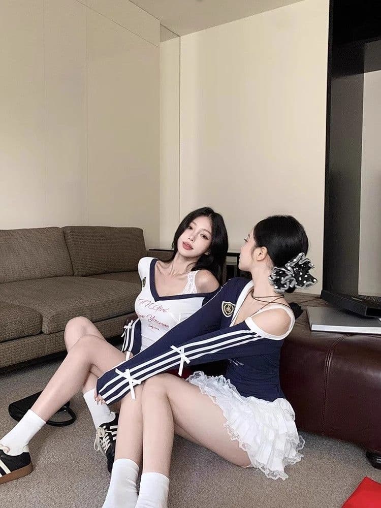 경관 그림 원본 것 알파벳 프린트 V넥 긴팔 티셔츠 한국 스타일 쇼트 스타일 기본 셔츠 맨위 상세 이미지 25