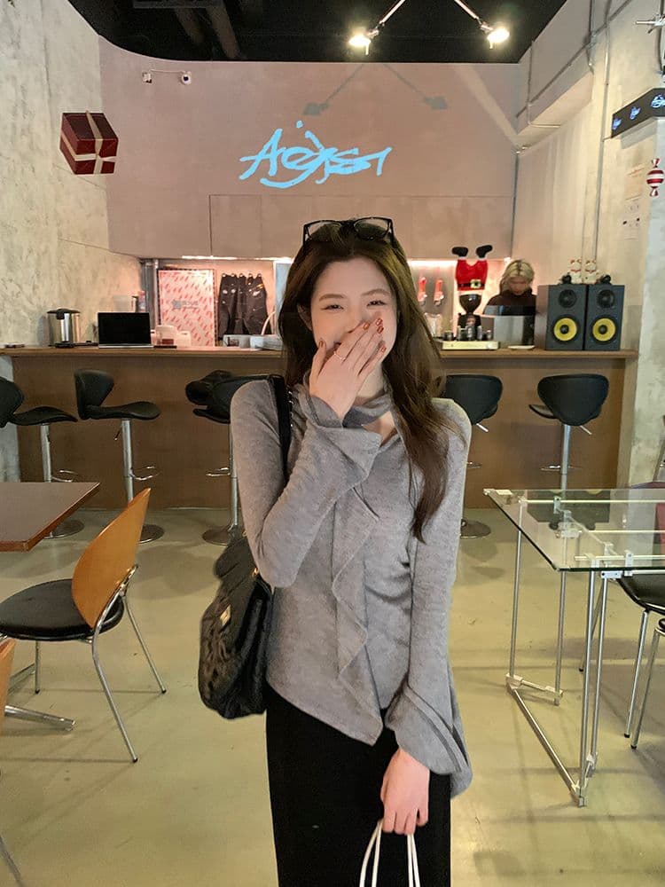 경관 그림 프릴 리본 라운드 넥 긴팔 티셔츠 여성 가을 새로운 불규칙 디자인 센스 만나는 맨위 상세 이미지 5