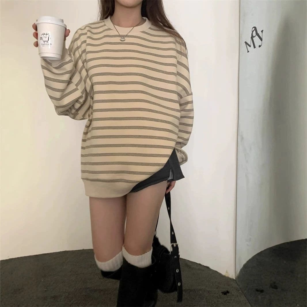 있음 선적 원본 품질 대외 무역 한국 스타일 새로운 물고기 규모 스트라이프 가을 얇은 스타일 후드티 여성 루즈핏 맨위 이미지 4