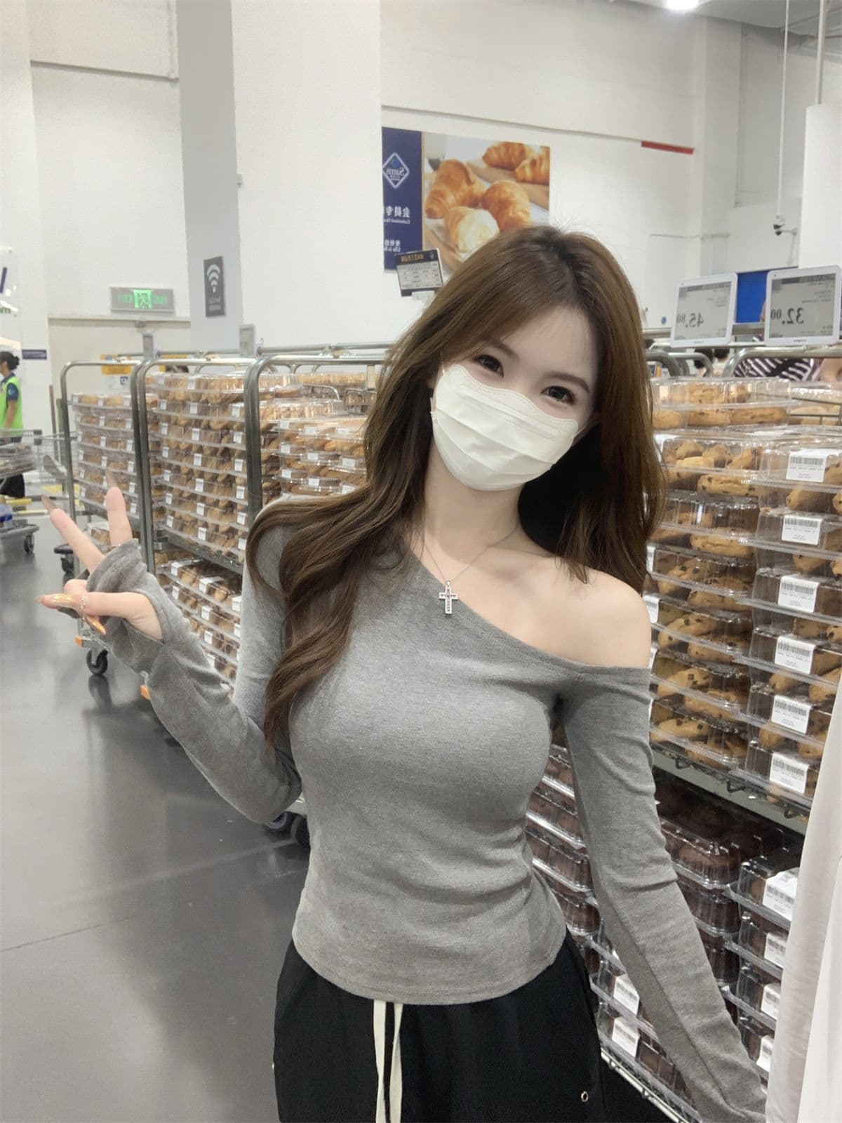 있음 선적 원본 De 플러시 대외 무역 원본 오프숄더 긴팔 만나는 De 플러시 티셔츠 여성 가을 몸매 가꾸기 맨위 상세 이미지 14