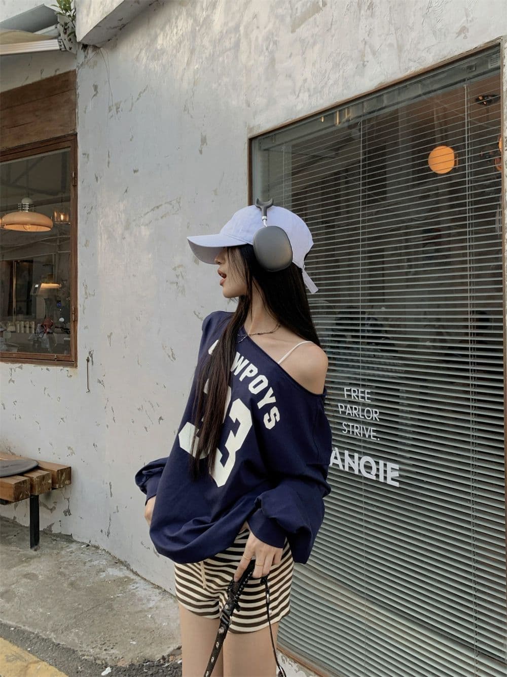 있음 선적 원본 대외 무역 한국 스타일 물고기 규모 알파벳 프린트 비스듬한 어깨 후드티 여성 가을 루즈핏 긴팔 오프숄더 상세 이미지 17
