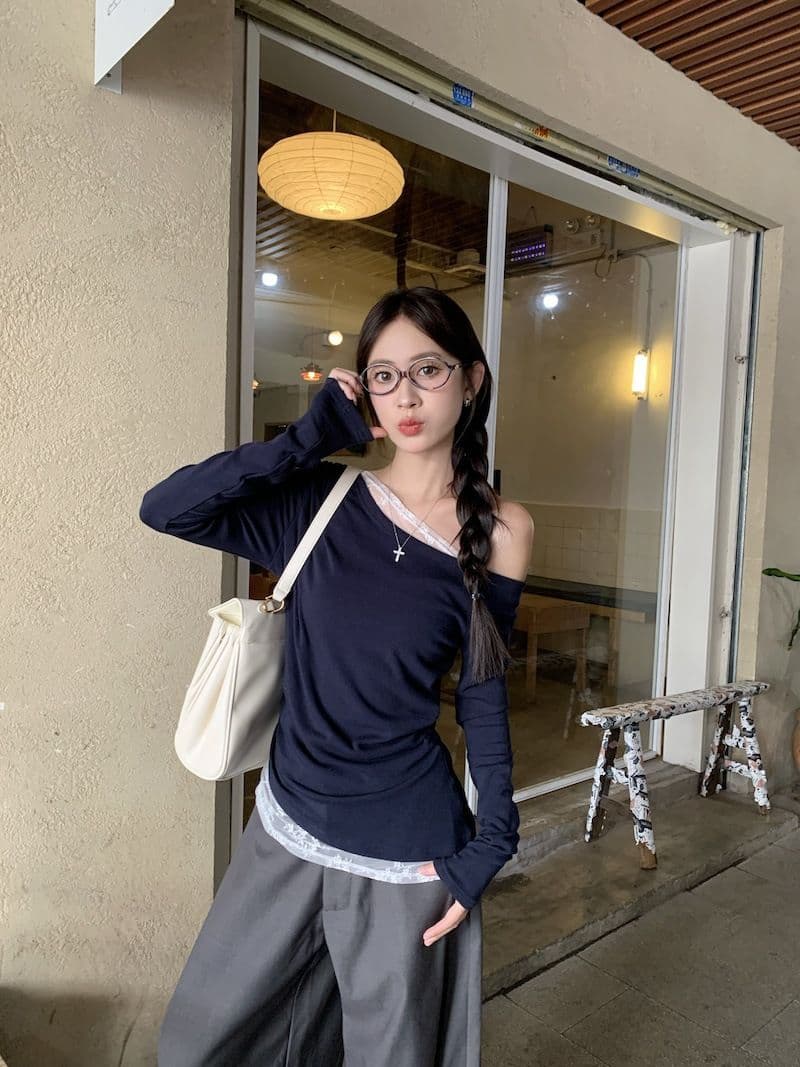 있음 선적 원본 대외 무역 가을 새로운 레이스 조각 비스듬한 어깨 긴팔 티셔츠 여성 몸매 가꾸기 오프숄더 맨위 상세 이미지 7