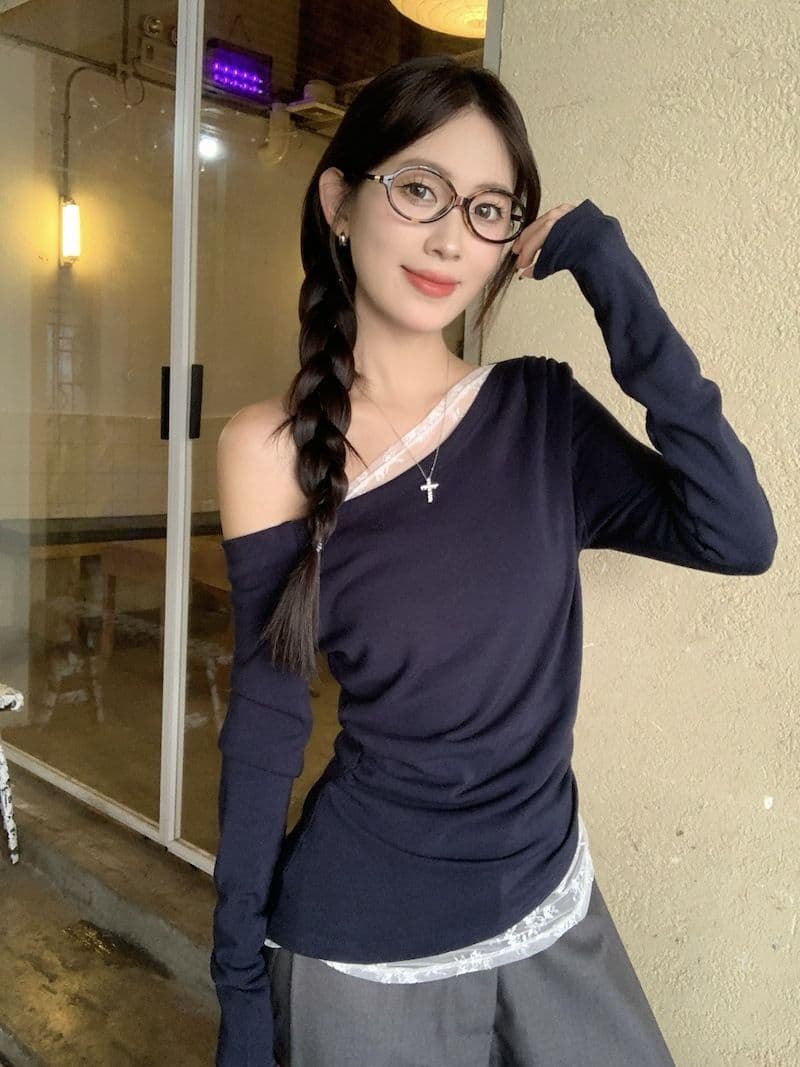 있음 선적 원본 대외 무역 가을 새로운 레이스 조각 비스듬한 어깨 긴팔 티셔츠 여성 몸매 가꾸기 오프숄더 맨위 상세 이미지 17